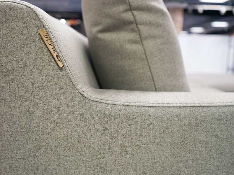 Đường kim mũi chỉ trên ghế sofa cũng rất quan trọng