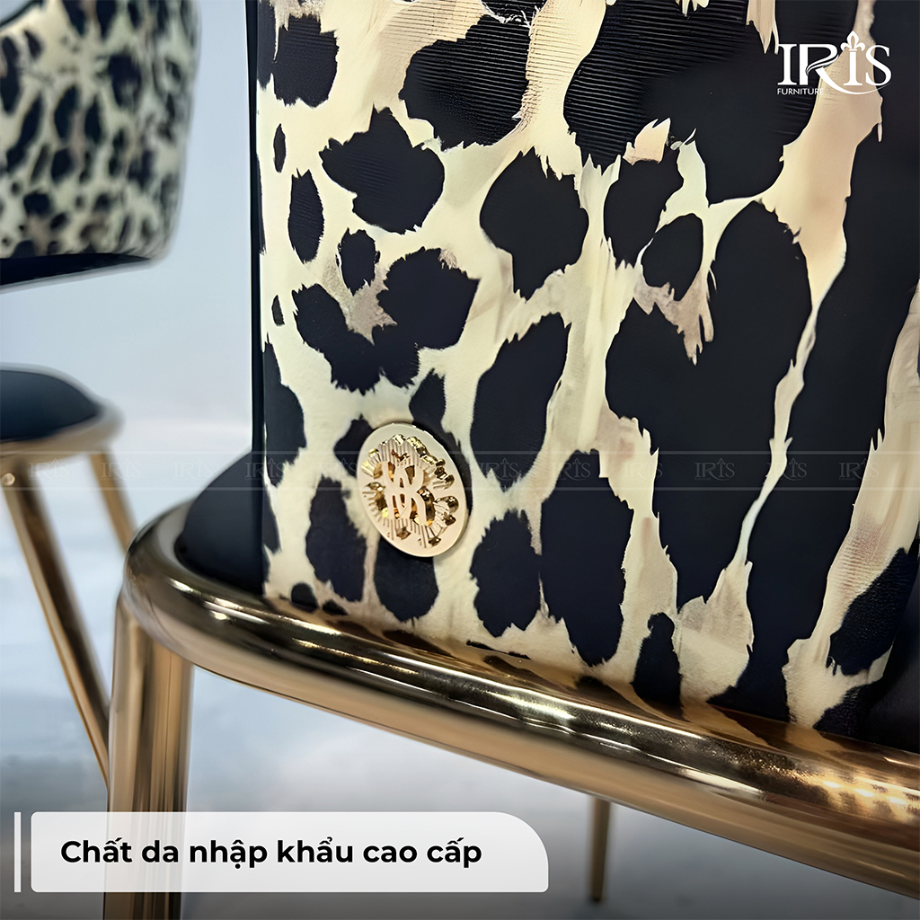 Chi Tiết Mặt Sau Ghế Ăn Roberto Cavalli Shira Bọc Da Sang Trọng