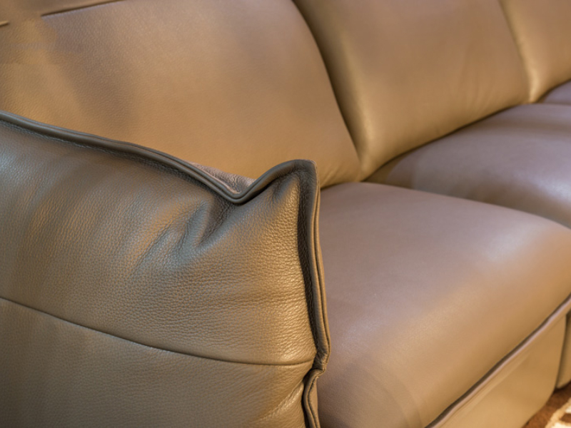 Dung dịch làm bóng da giúp bề mặt da bền đẹp