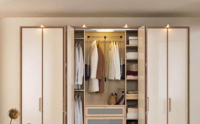 kích thước tủ quần áo