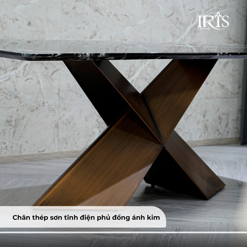 Chân bàn với thiết kế chữ X và được sơn tĩnh điện phủ đồng ánh kim