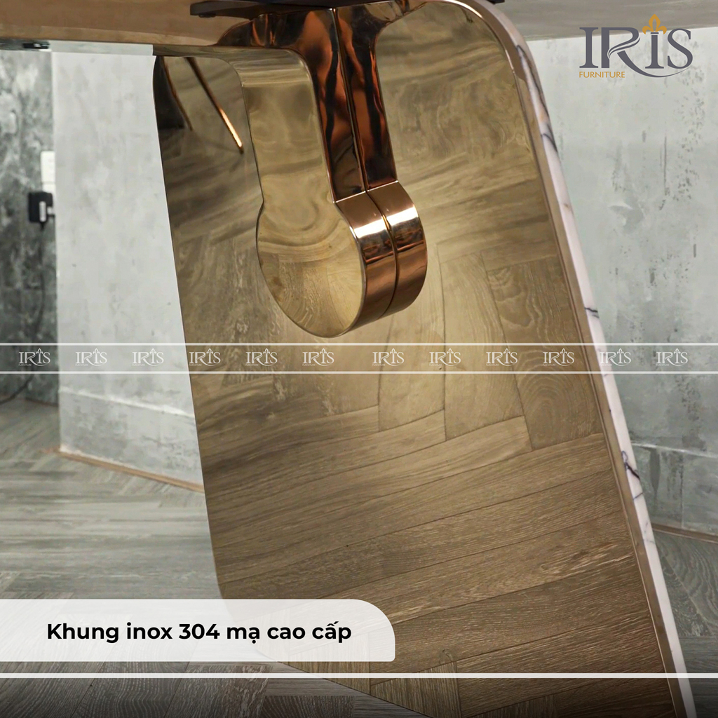 Bàn được tích hợp khung inox 304 mạ cao cấp