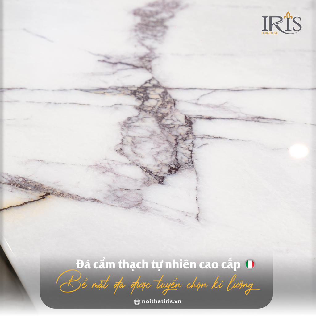Bề mặt được làm từ đá cẩm thạch tuyển chọn kĩ lưỡng