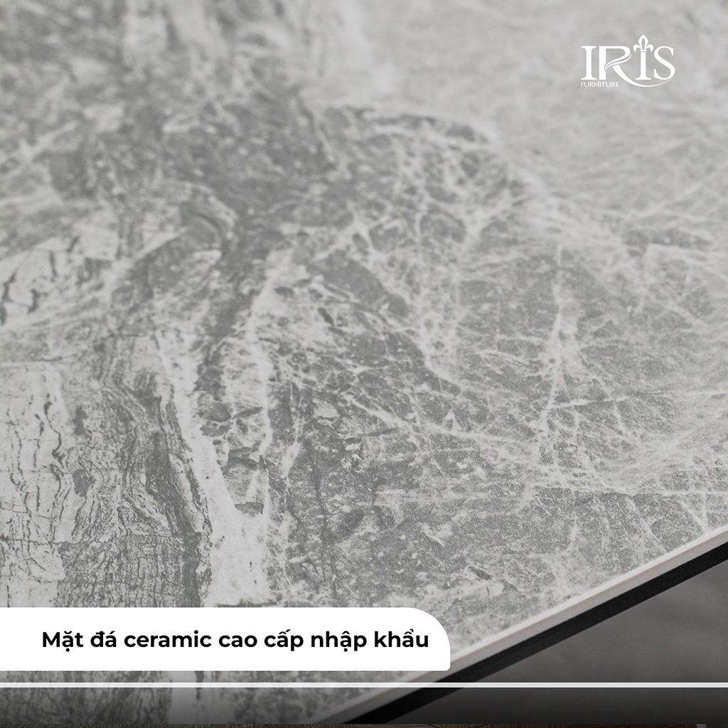 Mặt bàn được làm từ đá cẩm thạch cao cấp 100%