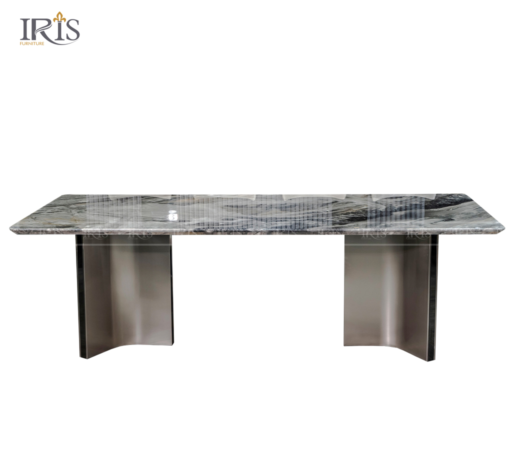 Bàn ăn phù hợp hầu hết các không gian hiện đại