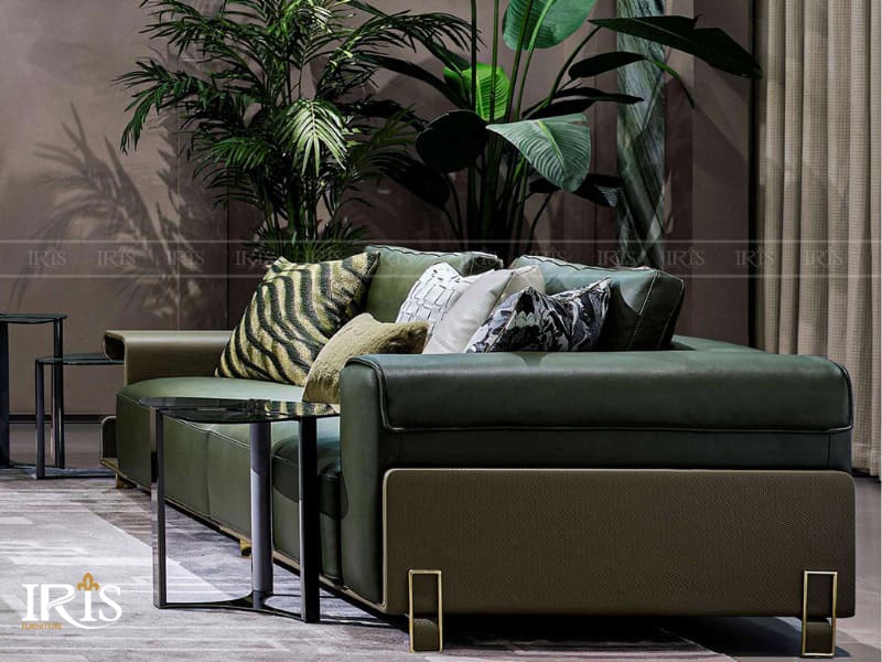 Sofa màu xanh rêu giúp nổi bật không gian sống