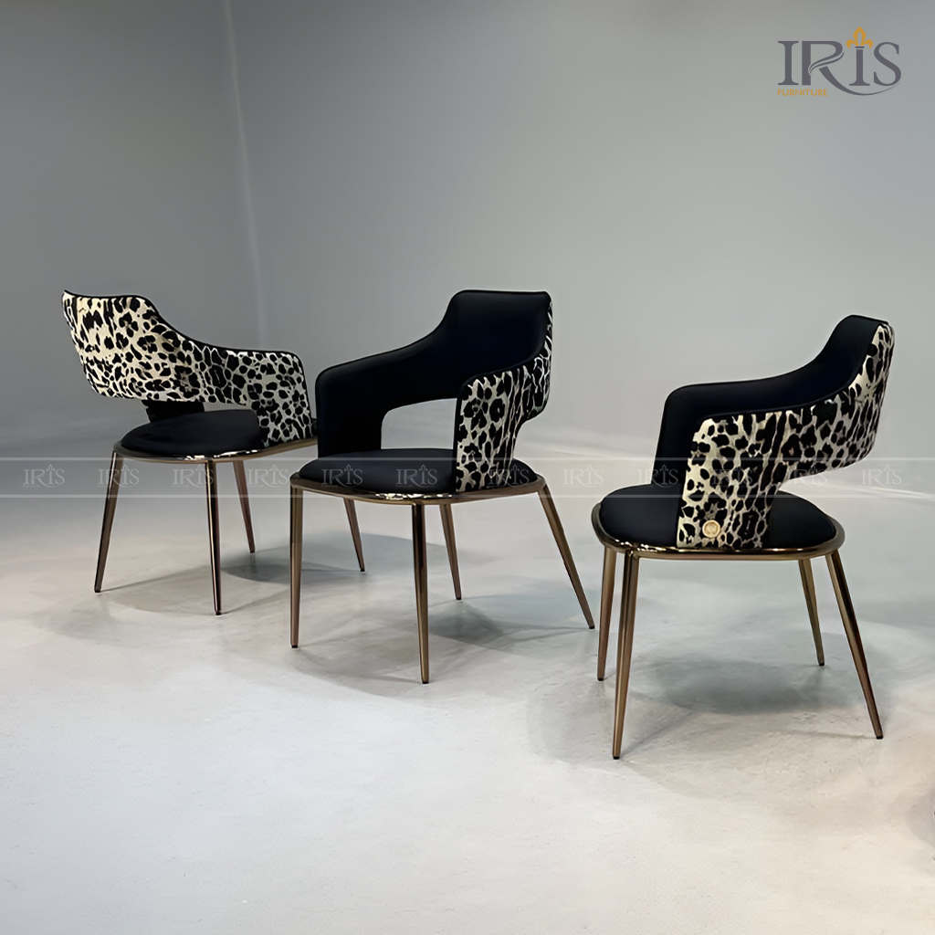 Kết hợp cùng ghế Shira tạo không gian sang trọng đặc biệt 