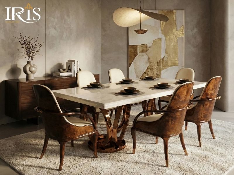 Bàn ăn biệt thự cần kích thước lớn và vật liệu cao cấp