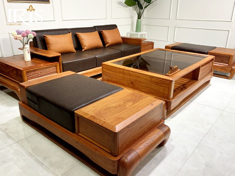 Gỗ hương Việt Nam cứng, bền, chống mối mọt và mang màu đỏ nâu đặc trưng